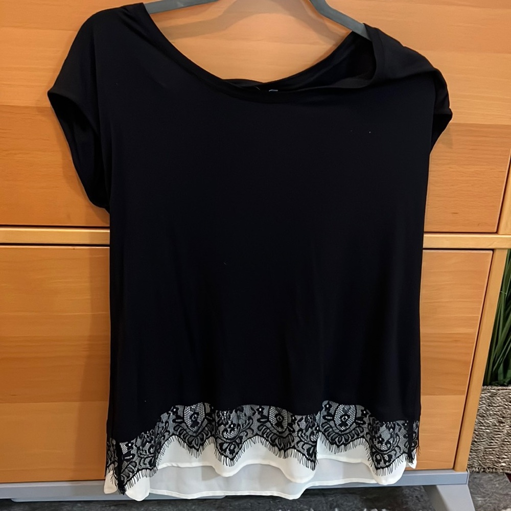 Rose and Olive NWOT never worn black layer of lace &  white L $13